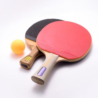 卓球と2本のラケット