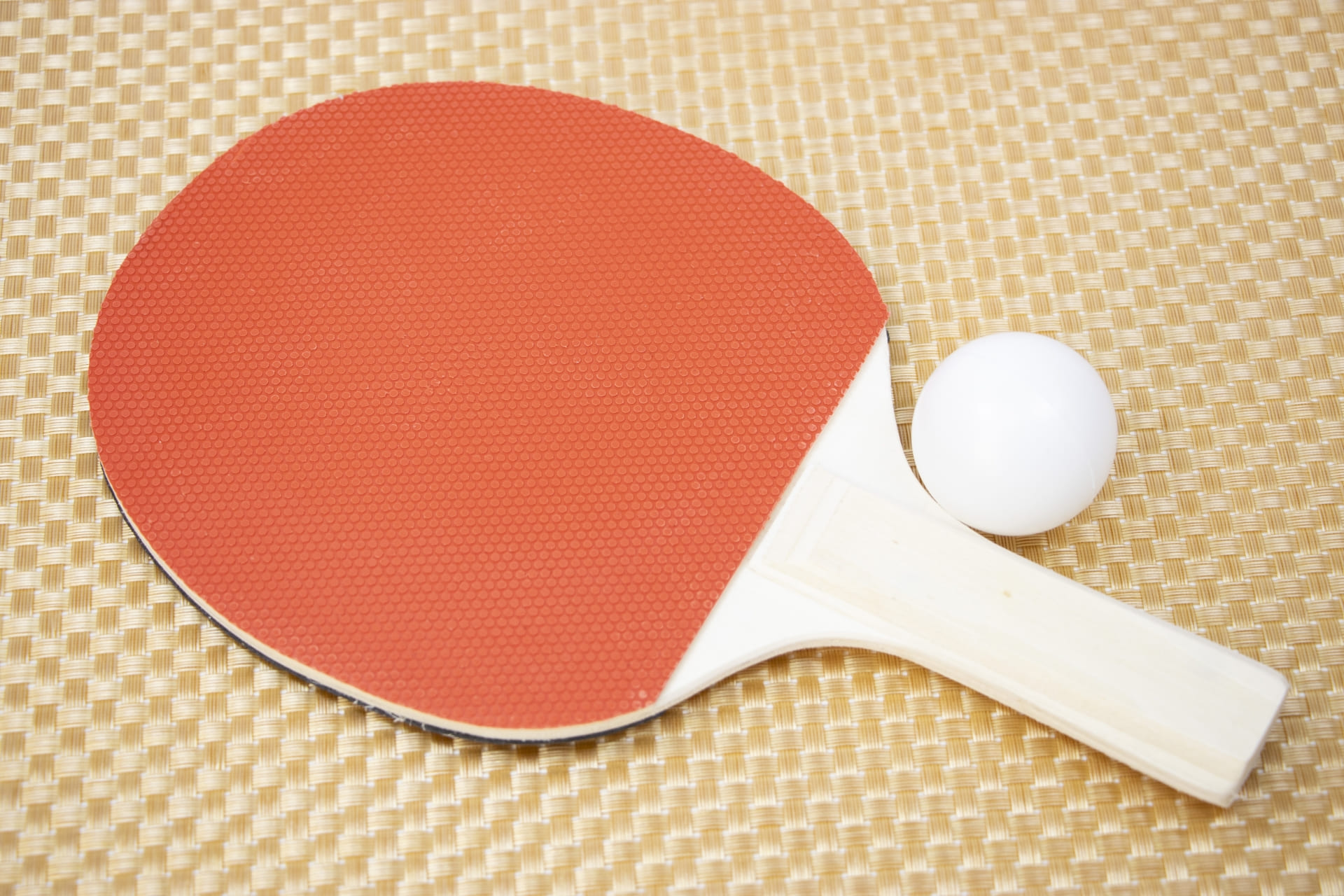 【卓球経験者が厳選】おすすめのラケットケースから選び方まで解説